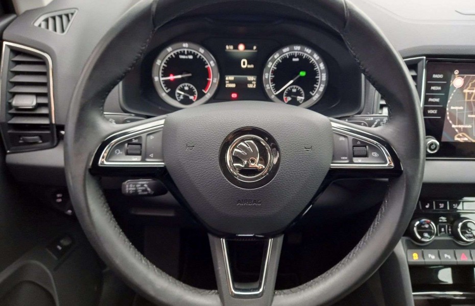 Škoda Karoq Style 1,5 TSI DSG NAVI,KAMERA,ACC,PDC