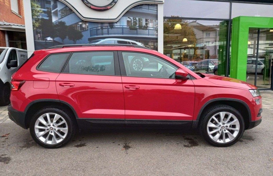 Škoda Karoq Style 1,5 TSI DSG NAVI,KAMERA,ACC,PDC