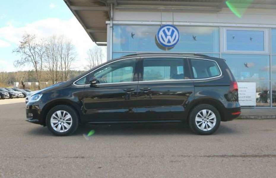 Volkswagen Sharan 2.0 TDI COMFORTLINE 7-SITZER GARANTIE+NAV