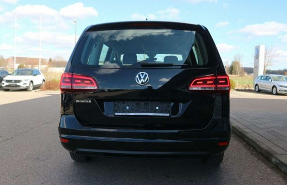 Volkswagen Sharan 2.0 TDI COMFORTLINE 7-SITZER GARANTIE+NAV