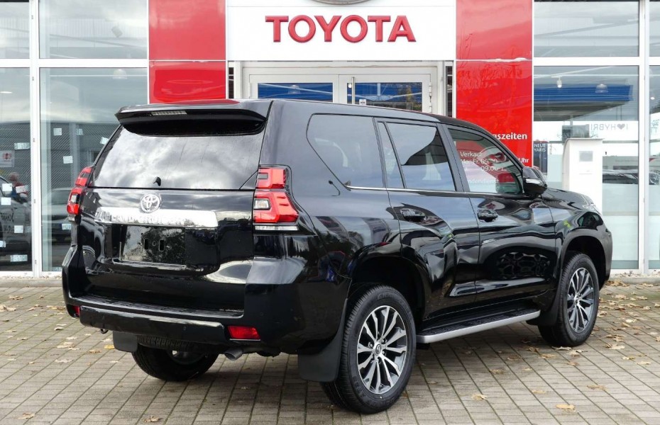 Toyota Land Cruiser 2,8D 4x4 Executive