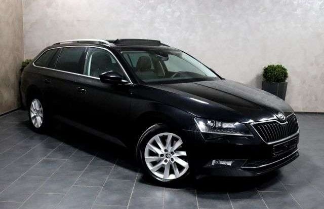 Škoda Superb Combi 1.8 TSI Style Pano BiXen Navi Taž LED