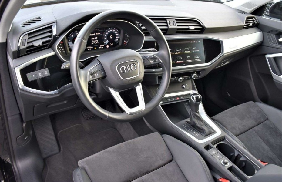 Audi Q3 35 TDI S-LINE LED AHK ACC VIRTUAL NAVI-PLUS K