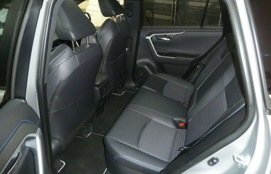 Toyota RAV4 RAV4 2.5 Hybrid Style Sel. Aut. *Panoramadach*