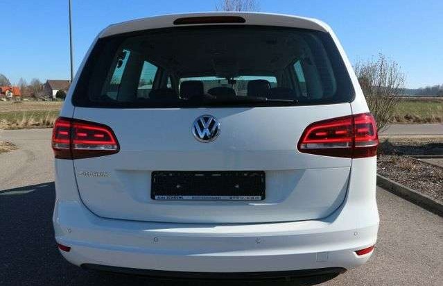 Volkswagen Sharan 2.0 TDI DSG Comfortline 7míst Navi Taž AdTemp