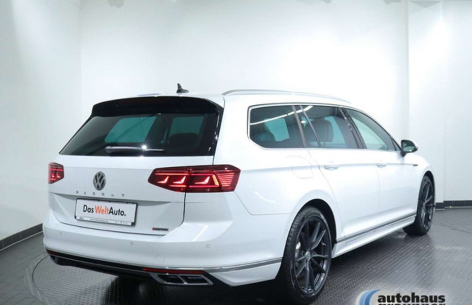 Volkswagen Passat 2.0 TSI R-Line AHK HUD STANDHZ