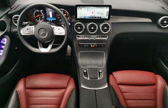 Mercedes-Benz GLC 220d 4M AMG Pano Distronic LED Navi Apple