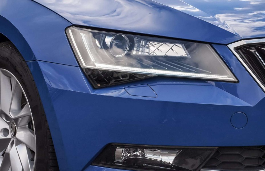 Škoda Superb Combi 2.0 TDI DSG Style **275,-mtl. Rate**