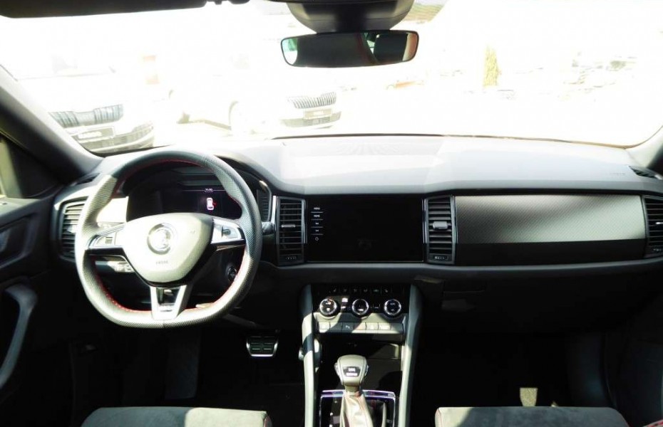 Škoda Kodiaq RS 176kW 4x4 Navi Alcant Taž Apple Kam LED
