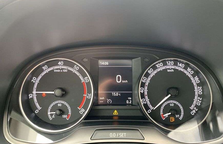 Škoda Fabia 1.0 TSI StylePDC,SHZ,LED,GRA, App-Connect