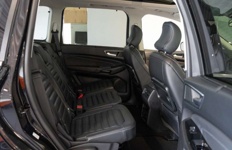 Ford Galaxy Titanium 4x4 2.0TDCI Automatik AHK Panodach LED Na