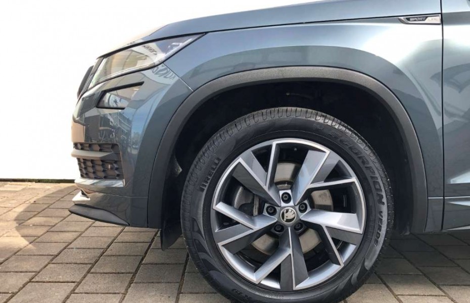 Škoda Kodiaq Sportline 2.0 TDI 4x4 Navi e-Sitze AHK