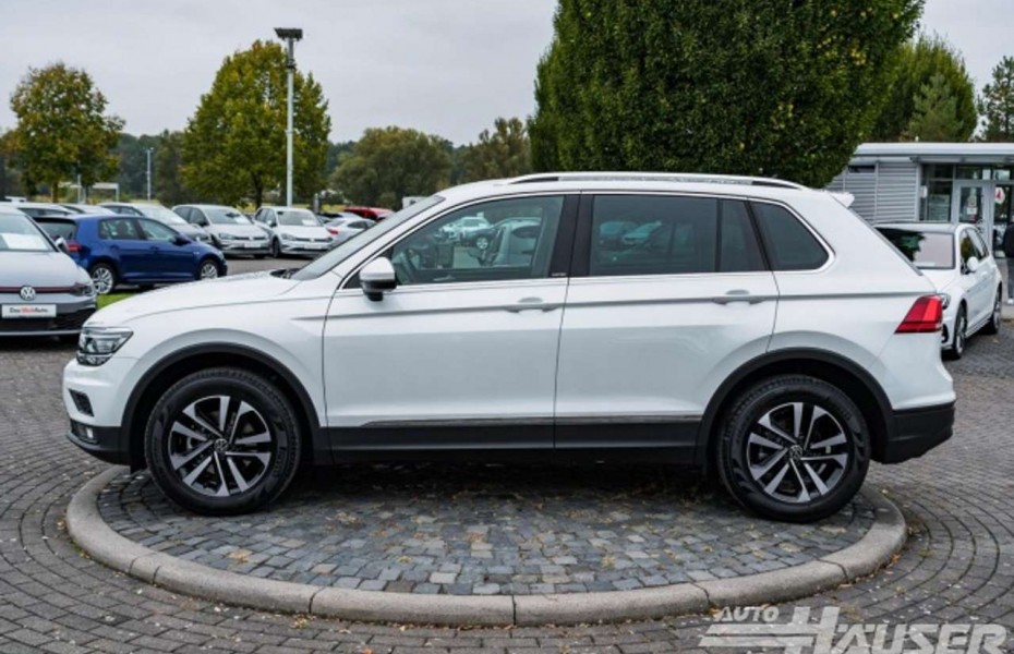 Volkswagen Tiguan 2.0 TDI SCR DSG 4-Motion UNITED AHK HUD LED