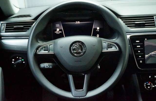 Škoda Superb Combi 2.0TDI DSG 4x4 PremiumEdition/ACC