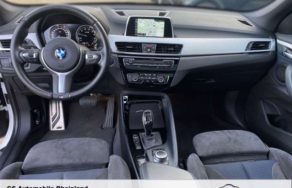 BMW X1 20isDrive Aut.M-Sport Navi Pano LED 18'EU6dT
