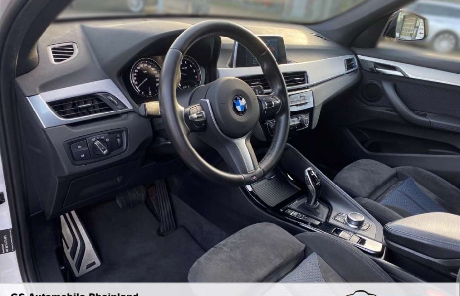 BMW X1 20isDrive Aut.M-Sport Navi Pano LED 18'EU6dT