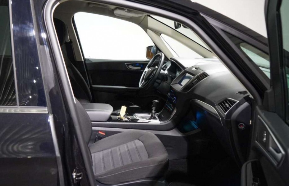 Ford Galaxy 2.0d Titanium 7Sitze LED Navi Parkpilotv+h Alarm K