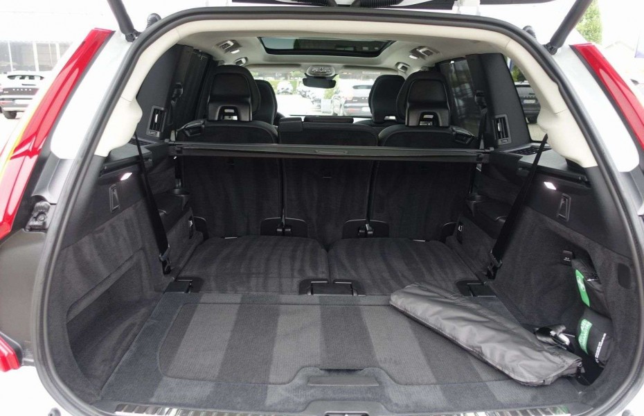 Volvo XC90 T8 AWD Recharge Plus/Pano/BLIS/360°/H&K