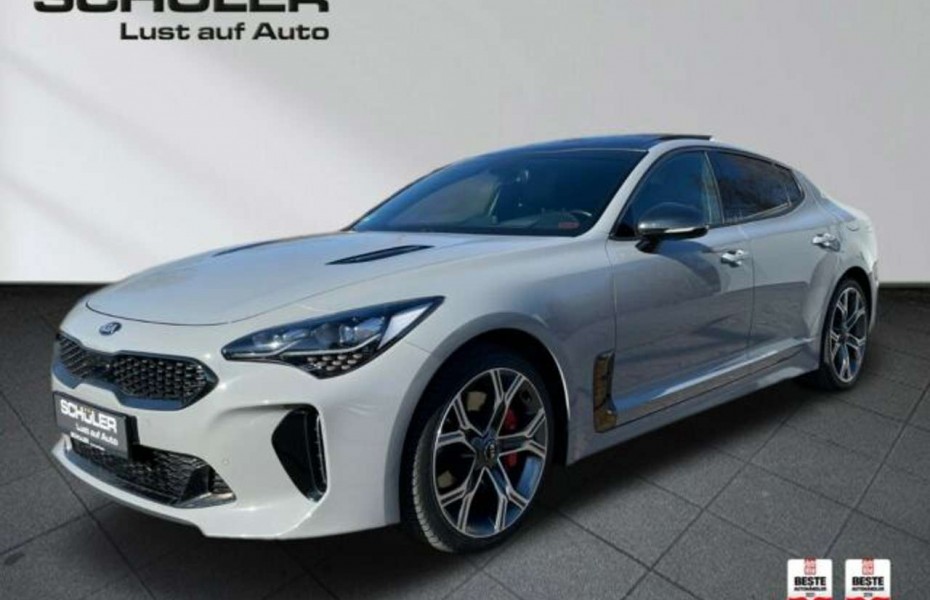 Kia Stinger 3.3 T-GDI GT 4WD GLASDACH