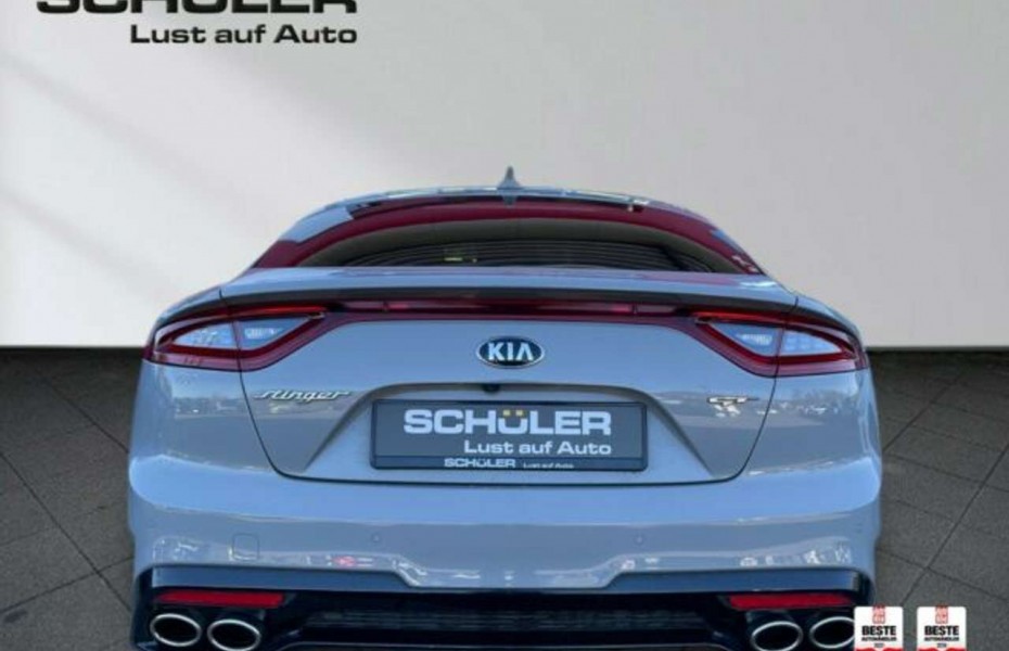 Kia Stinger 3.3 T-GDI GT 4WD GLASDACH