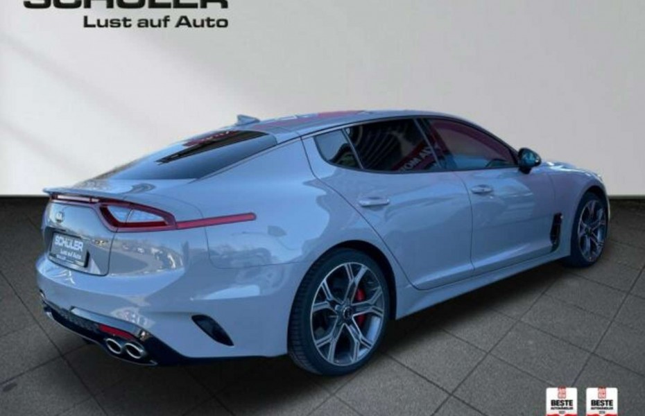 Kia Stinger 3.3 T-GDI GT 4WD GLASDACH