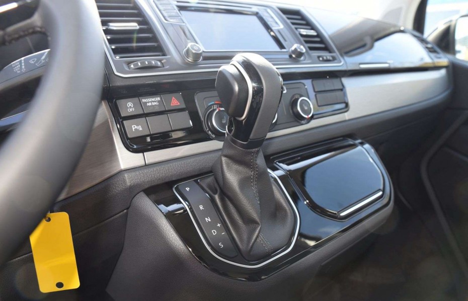 Volkswagen Multivan Comfortline 2,0 TDI Alu Klima Navi AHK