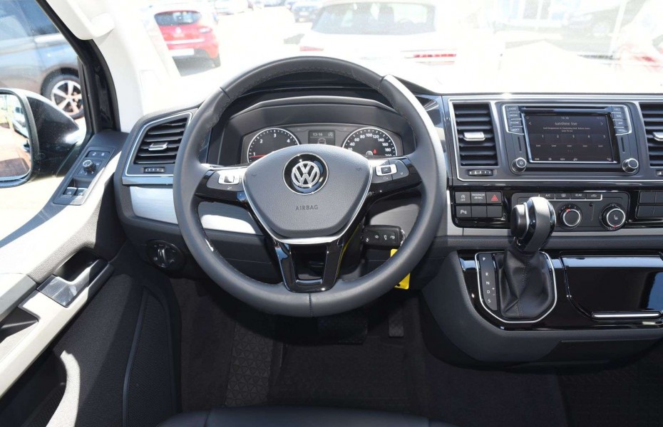 Volkswagen Multivan Comfortline 2,0 TDI Alu Klima Navi AHK