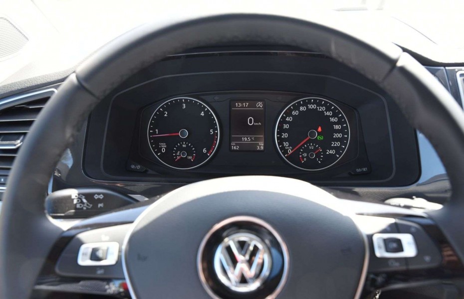 Volkswagen Multivan Comfortline 2,0 TDI Alu Klima Navi AHK