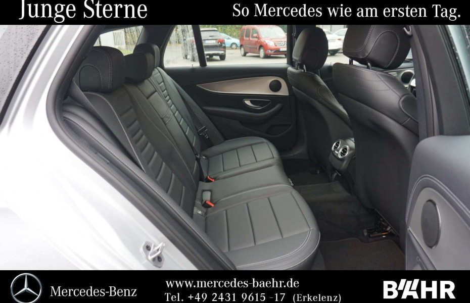 Mercedes-Benz Třídy E 400d 4M T AMG/Comand/LED/360°/Distronic/19