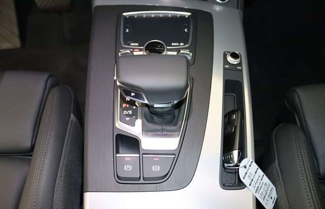 Audi Q5 40 TDI quattro stronic sport Matrix-LED HUD Sp