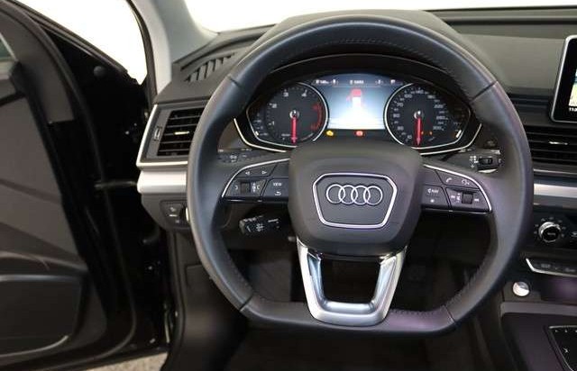 Audi Q5 40 TDI quattro stronic sport Matrix-LED HUD Sp