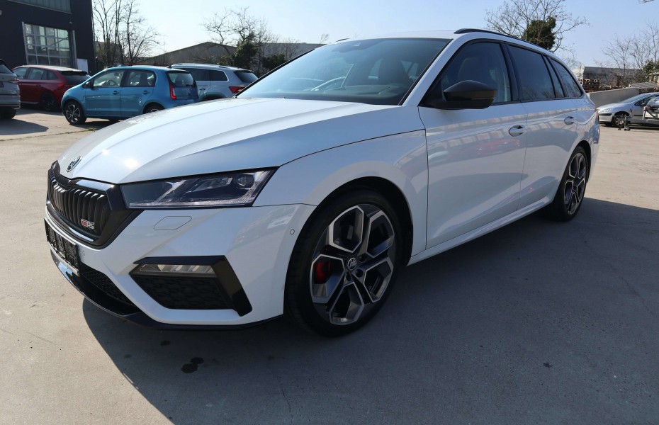 Škoda Octavia RS 2,0 TDI 147kW TOP DSG Pano Masáže HUD Taž AdTemp