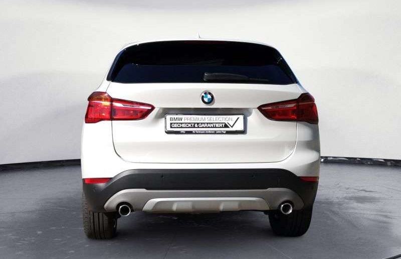 BMW X1 sDrive18d xLine Navi Plus Panoramadach Head-U