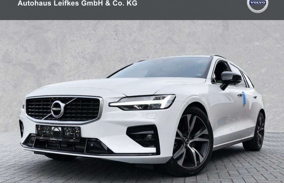 Volvo V60 D4 Geartronic R-Design *AHK*PANO*INTELLISAFE*KEYLE