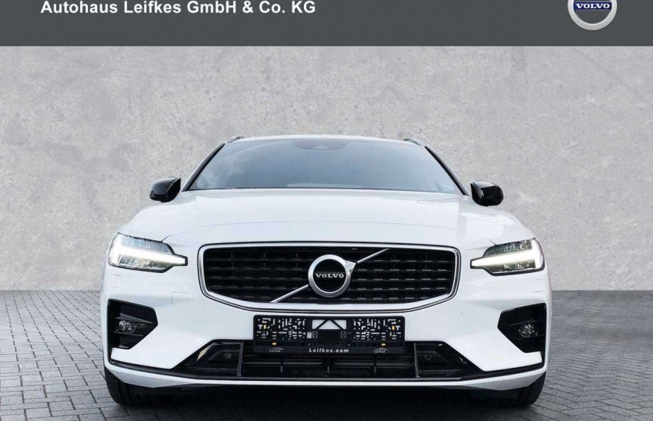 Volvo V60 D4 Geartronic R-Design *AHK*PANO*INTELLISAFE*KEYLE