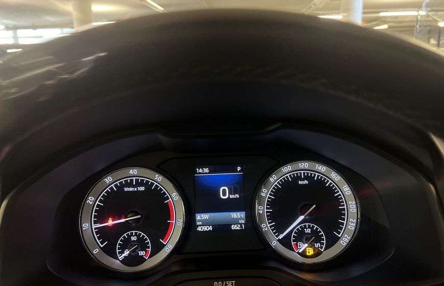 Škoda Karoq 1.5 TSI ACT DSG Style LED Panorama