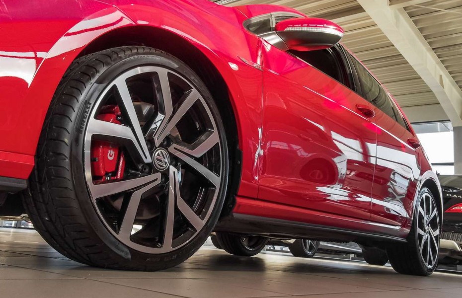 Volkswagen Golf GTI VII Performance 2.0 TSI DSG **299,-mtl. R