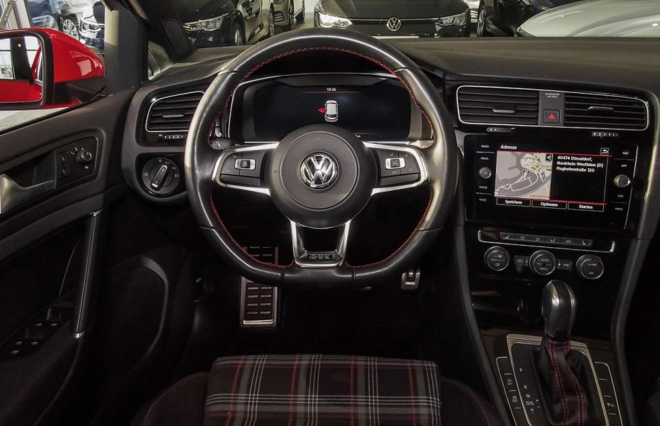 Volkswagen Golf GTI VII Performance 2.0 TSI DSG **299,-mtl. R