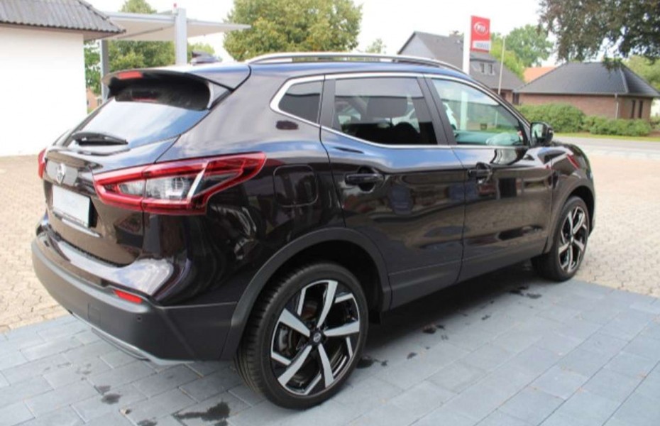 Nissan Qashqai 1.3 DIG-T Tekna Aut Navi LED Kůže