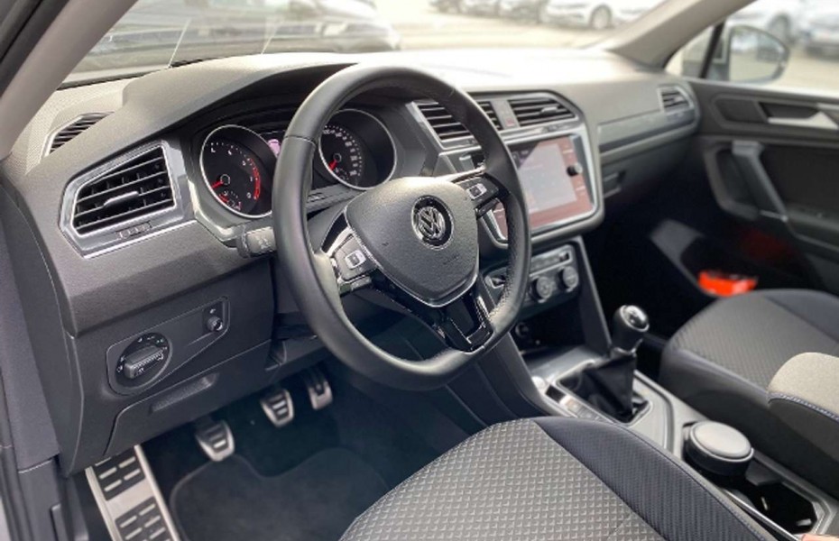 Volkswagen Tiguan United 1.5 TSI Pano 7-Sitzer