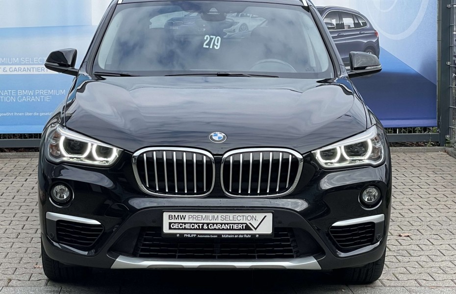 BMW X1 xDrive20d xLine Panoramadach Navi+ Sportsitze