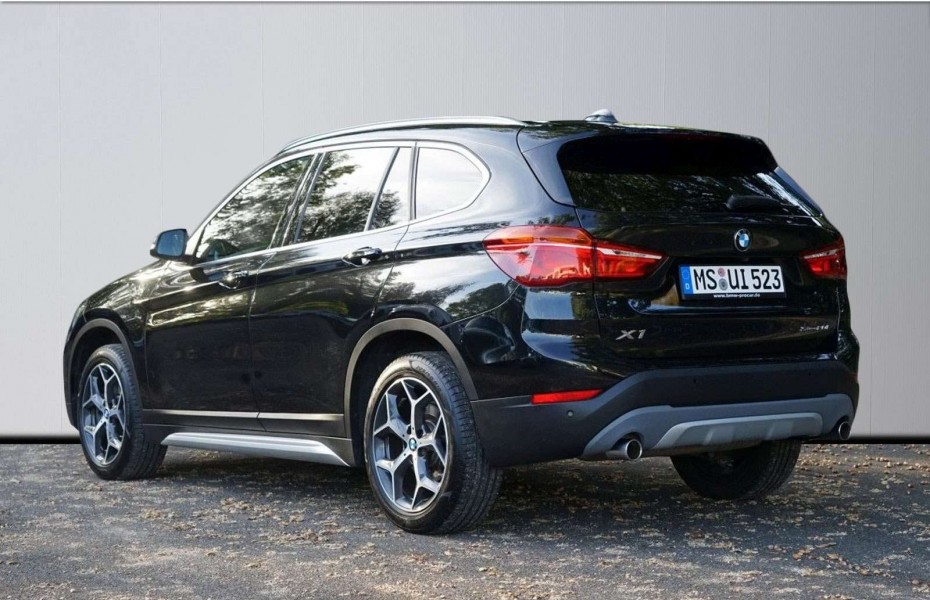 BMW X1 sDrive20i X-LINE+LED+NAVI+TEMPOMAT+RTTI+KAMERA+PDC