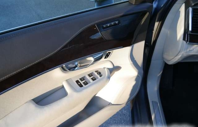 Volvo XC90 XC 90 Inscription AWD Bluetooth Navi LED Vollleder