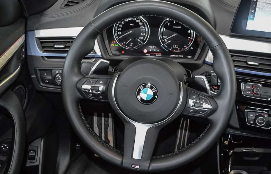 BMW X2 M35i Aut NaviPlus HUD DrAss+ HIFI 19