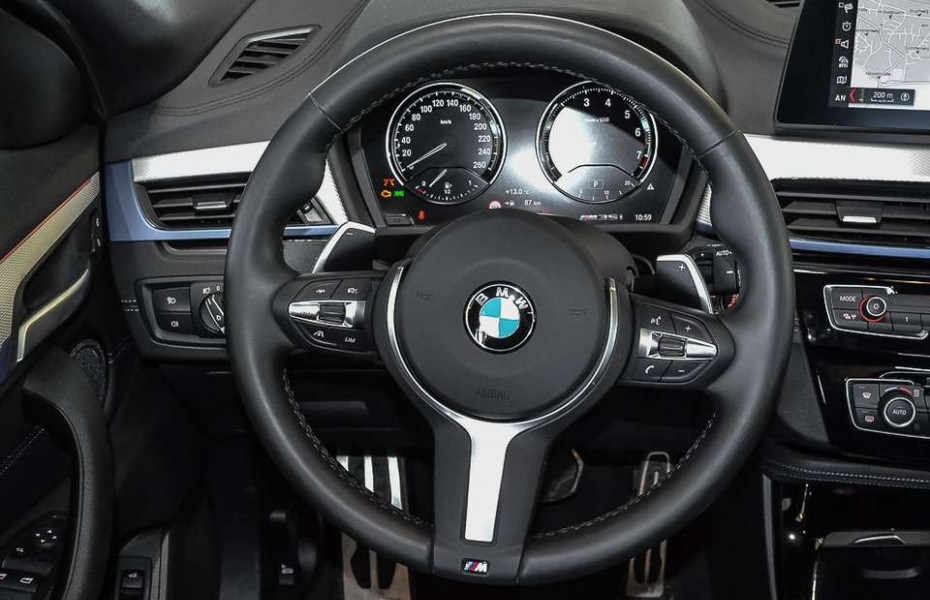 BMW X2 M35i Aut NaviPlus HUD DrAss+ HIFI 19