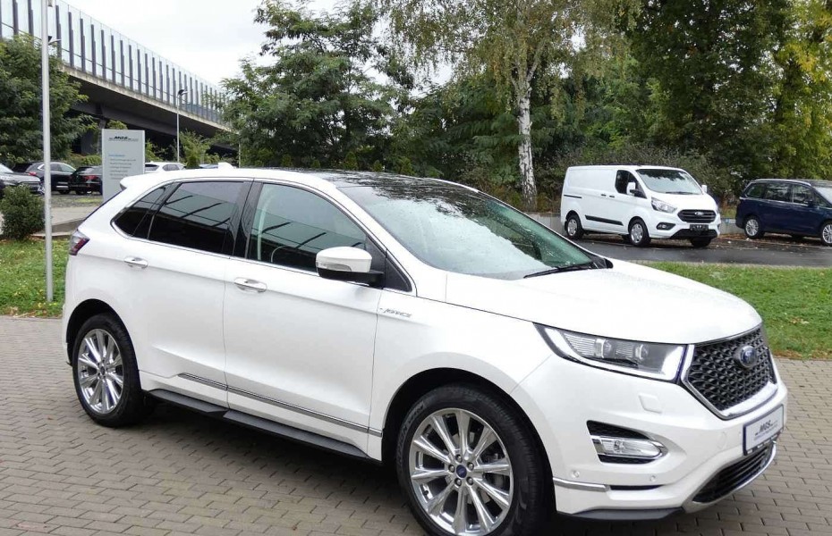 Ford Edge 2.0 TDI Vignale 4x4 TOP Pano LED Taž Kam ParkPilot AdTemp