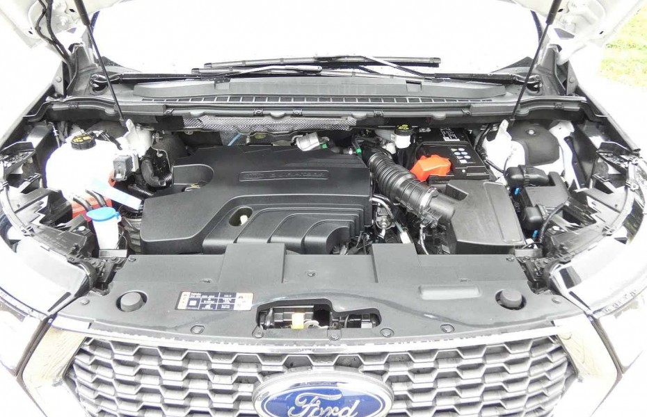 Ford Edge 2.0 TDI Vignale 4x4 TOP Pano LED Taž Kam ParkPilot AdTemp