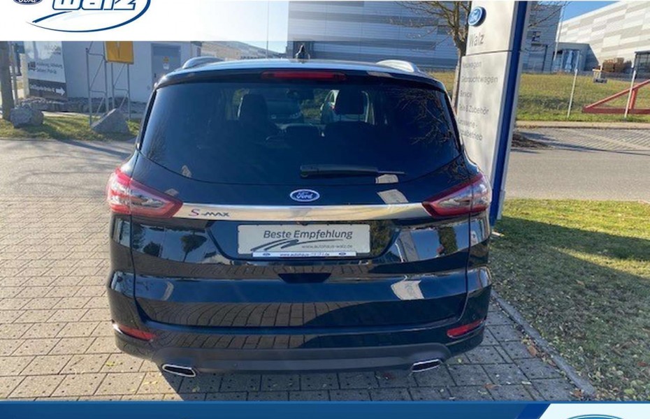 Ford S-MAX Titanium 7-SITZER+ACC+PDC+KAMERA+KEYFREE+LED+BLIS+