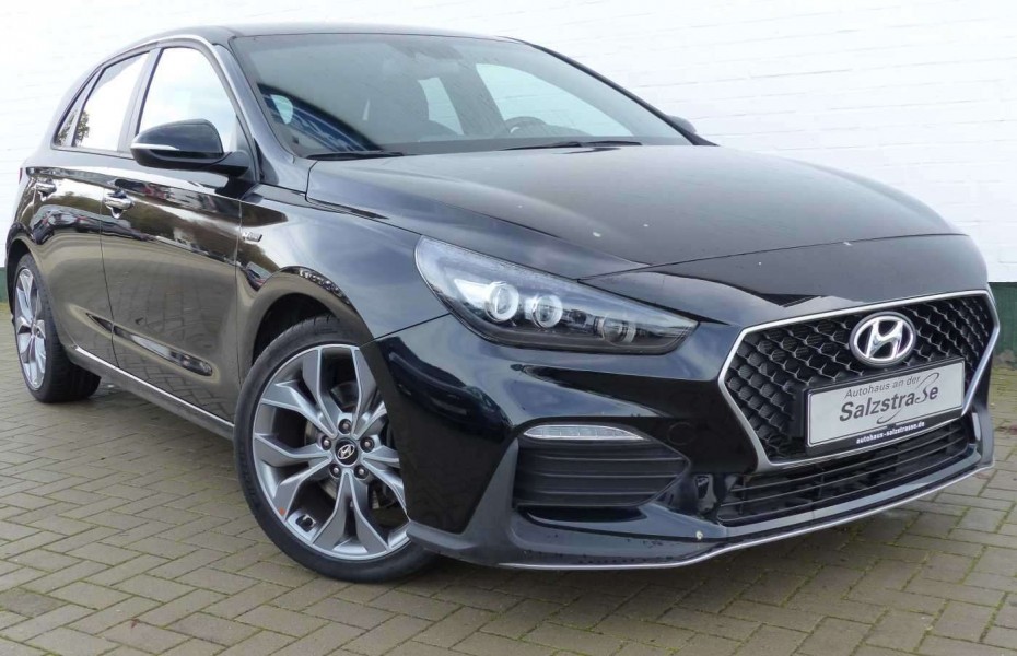 Hyundai i30 1.4 T-GDI N-Line Navi LED RFK Klimaaut.