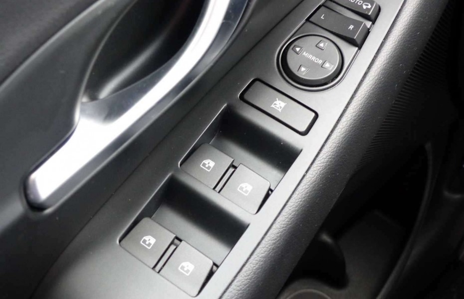 Hyundai i30 1.4 T-GDI N-Line Navi LED RFK Klimaaut.